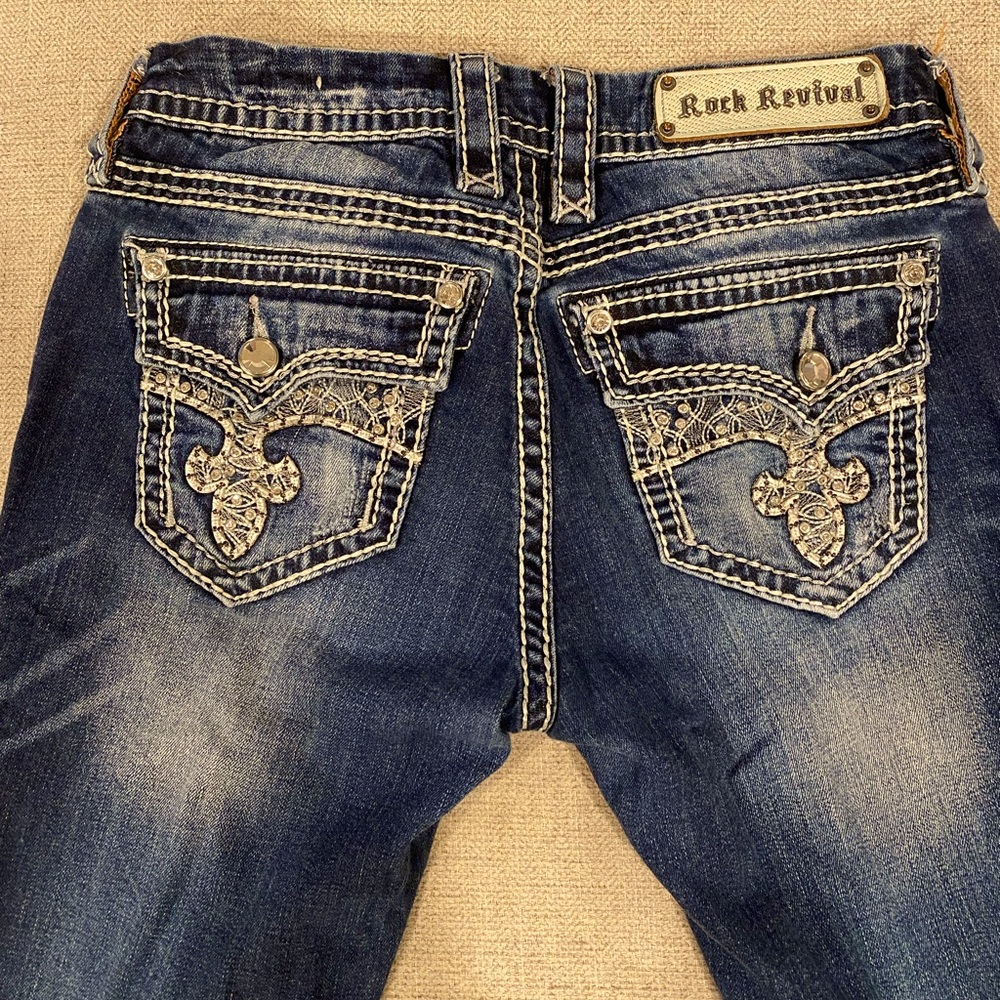 Rock Revival Berry Straight Jeans: Size 28